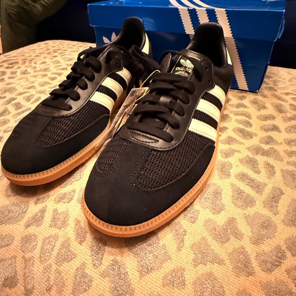NWT Black Adidas Samba OG - Picture 7 of 7